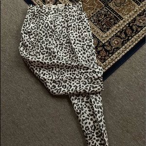 J Crew animal print capris size 8cute waist